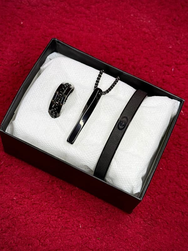 New Gucci Lock Bracelet Combo